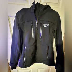 Reebok Unisex Coat; Black size Medium; Thumb Holes in Sleeves;Polyester and Span